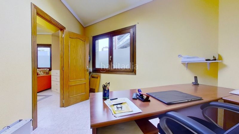 Foto 4c708aa8-1de6-40b8-b3fb-b50dbac6c8c6. Lloguer local comercial a Inmobiliaria - Barreda Torrelavega