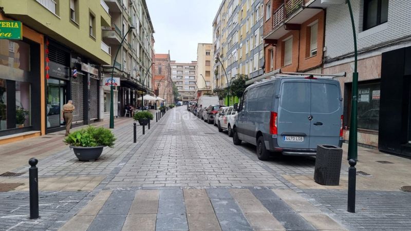 Foto a570fdbc-2935-44e1-b1b8-119f702d9884. Lloguer local comercial a Inmobiliaria - Barreda Torrelavega