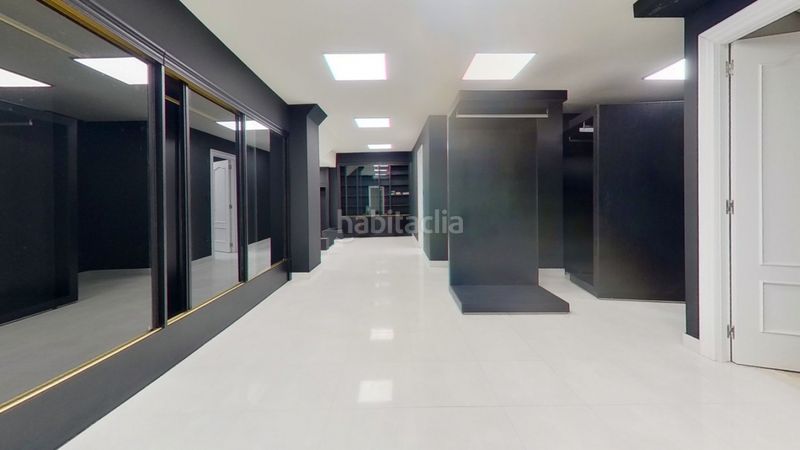 Foto a63babff-523c-4908-9e87-95c76c0b6ae1. Lloguer local comercial a Inmobiliaria - Barreda Torrelavega
