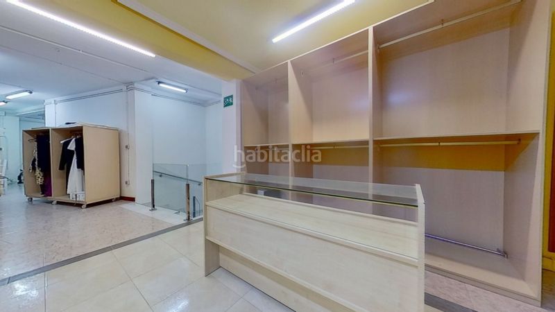 Foto ca5987dd-9252-45bc-b5f8-4f78d5d73055. Lloguer local comercial a Inmobiliaria - Barreda Torrelavega