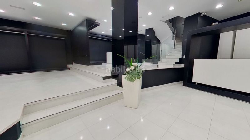 Foto e4e5ae80-0ee0-406f-bcbb-3e52d1fe8231. Lloguer local comercial a Inmobiliaria - Barreda Torrelavega