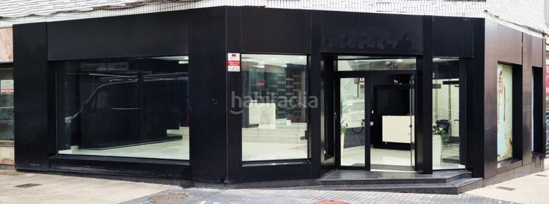 Foto ee0d6e7e-a8ec-4762-aea1-70c41c67542c. Lloguer local comercial a Inmobiliaria - Barreda Torrelavega