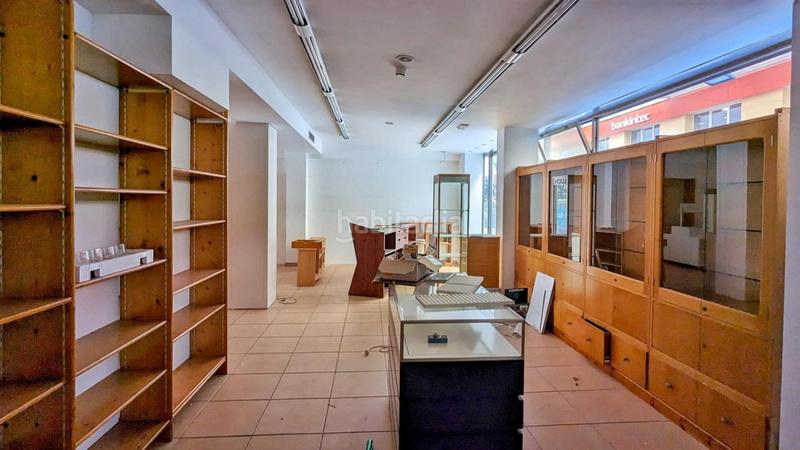 Foto 82780e9f-654b-482d-a06b-8e675d482c9f. Location local commercial dans Centro - Ayuntamiento Santander