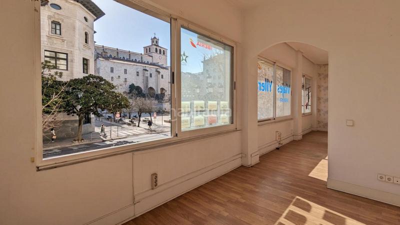 Foto ac938081-71a6-4060-9d2a-9dd324754c24. Location local commercial dans Centro - Ayuntamiento Santander
