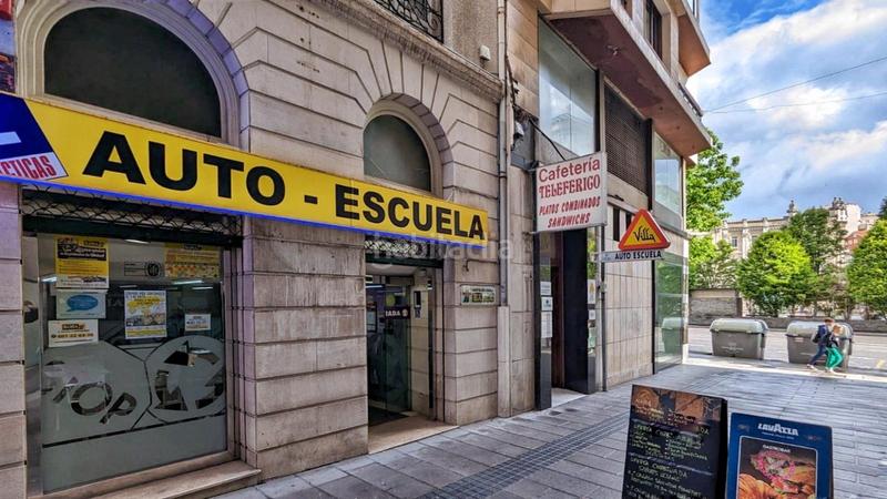 Foto af564793-c973-48b7-956f-8828ed8cb81a. Local comercial a Centro - Ayuntamiento Santander