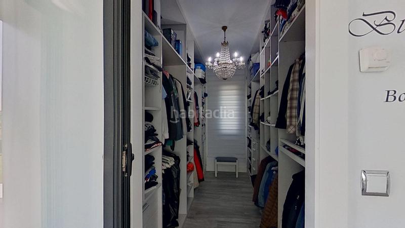 Foto d70ab868-7e87-45b3-ab85-8c10a75b2bab. Casa amb aparcament a Alisal - San Román Santander