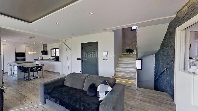 Foto f7e53cb5-e1d2-4a92-a7b3-dd2128262b09. Casa amb aparcament a Alisal - San Román Santander