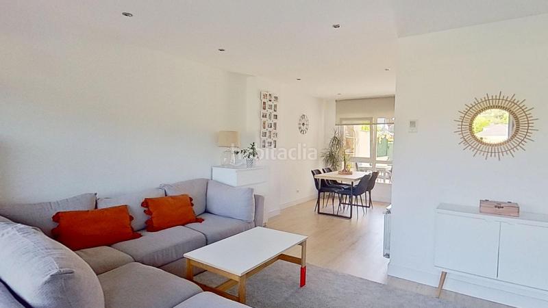 Foto 2822ba45-d799-40cd-8446-6d3ddfeb06f7. Haus mit parking in Alisal - San Román Santander