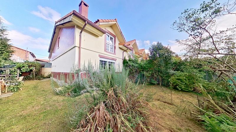 Foto 9b2cbb87-2550-4c55-88f0-a9055a16038b. Casa amb calefacció aparcament a Reocín