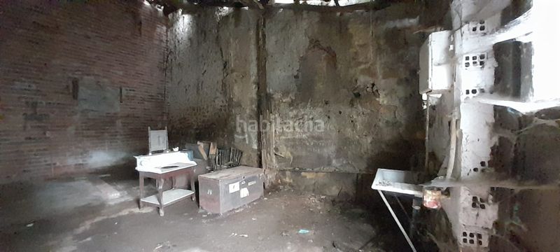 Foto a7425fb2-b704-447c-96dc-c5ca02f04e20. Casa adosada en Udías - bo llano 11 almacén para reformar con proyecto y licencia. en Udías
