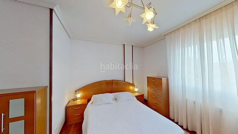 Foto e1b8bbef-56b3-4f7c-935c-13a49cdd0fa9. Pis amb calefacció aparcament a Covadonga - Campuzano - Ciudad Vergel Torrelavega
