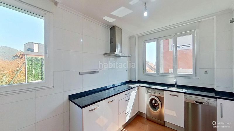 Foto b3009d12-81b3-498d-8127-68ea177878c7. Casa amb calefacció aparcament a Mortera Piélagos