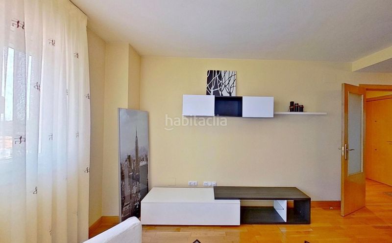 Foto c1ef6aa6-9e5c-4d58-b095-73ec181190f5. Pis amb calefacció aparcament a Alisal - San Román Santander