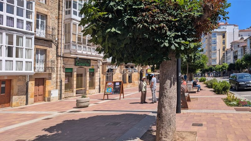 Foto f162052c-6a77-4815-8cb0-d29d86eb8594. Alquiler local comercial local en alquiler en primera línea , gran visibilidad y muchas posibilidades en Reinosa