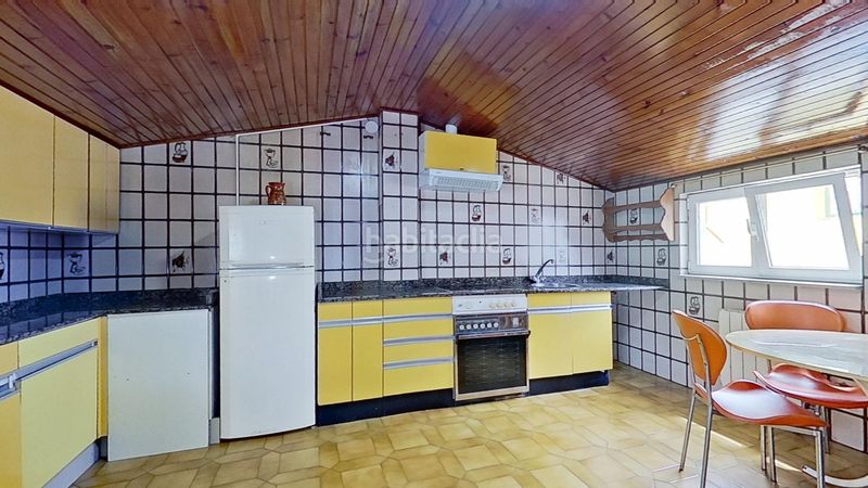 Foto 422d3117-4c2f-4bec-a64b-eec4cdc2a138. Casa a Cueto Santander