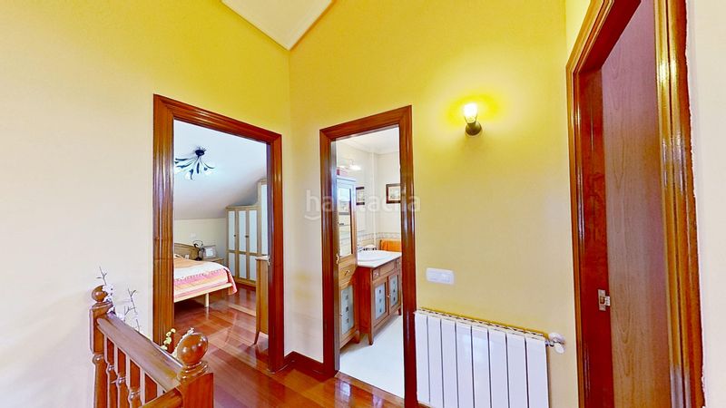 Foto 9b5580ed-c76c-450d-8693-9ab4717d45c3. Casa adossada amb calefacció aparcament a Argoños