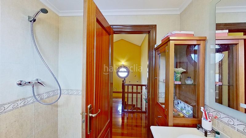 Foto 06242f34-b274-48d5-b34c-588cb9147c7a. Casa adossada amb calefacció aparcament a Argoños