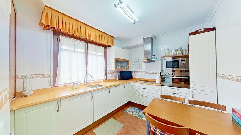 Foto 16e64cd4-8f5d-4151-ab82-6b53b55ea03e. Casa adossada amb calefacció aparcament a Argoños