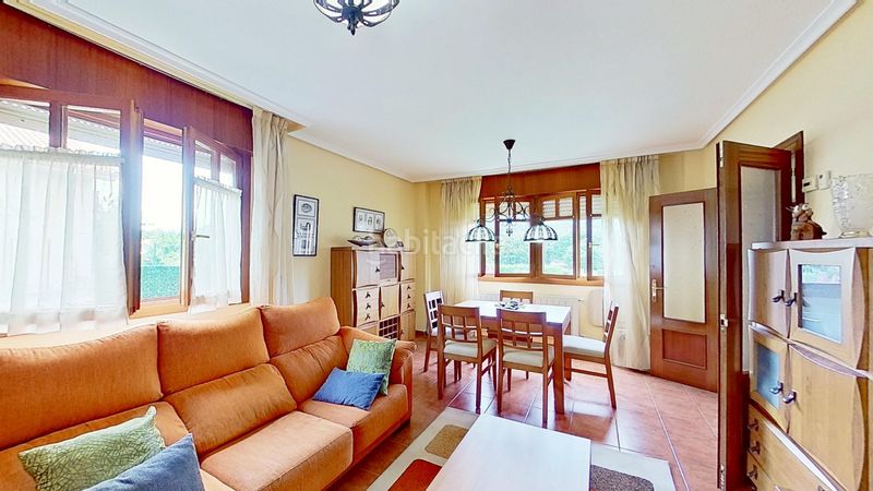 Foto 43879e6f-8291-4f62-a134-5829b1bf1b18. Casa adossada amb calefacció aparcament a Argoños