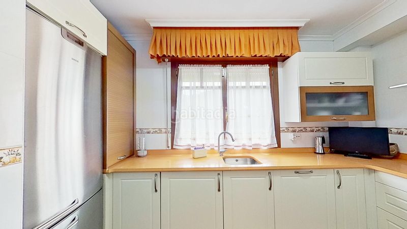 Foto 46c8ec36-9e72-4d3d-85ea-655317d1a669. Casa adossada amb calefacció aparcament a Argoños