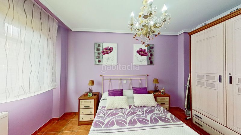Foto 5081308d-3033-44f6-9491-5ea08762d4ab. Casa adossada amb calefacció aparcament a Argoños