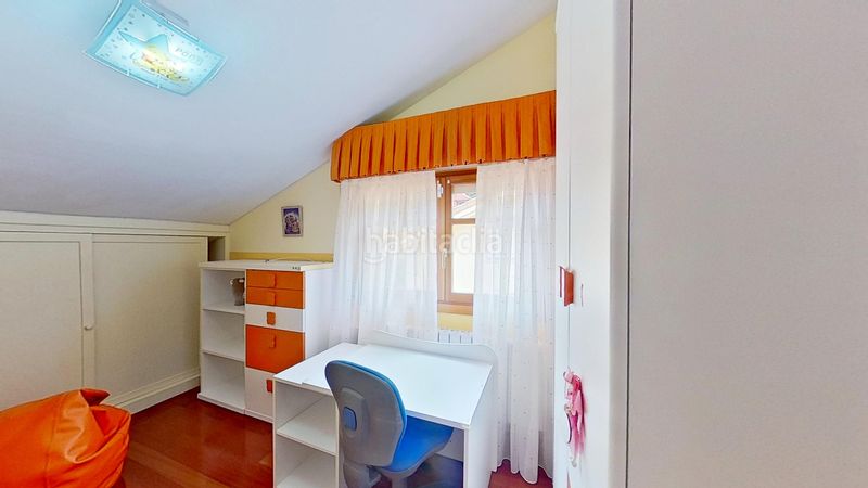 Foto 96ea0c2e-82f8-4c63-a079-1ae1230c7aa6. Casa adossada amb calefacció aparcament a Argoños