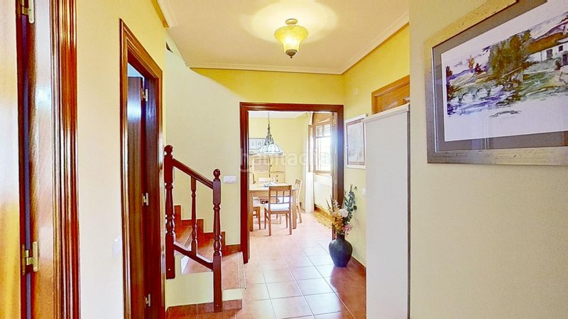 Foto cd0da7ca-0c6e-4945-8995-06b25ed5f95c. Casa adossada amb calefacció aparcament a Argoños