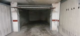 Parking voiture  Suances - cl ceballos 1. Garaje cerrado en el centro