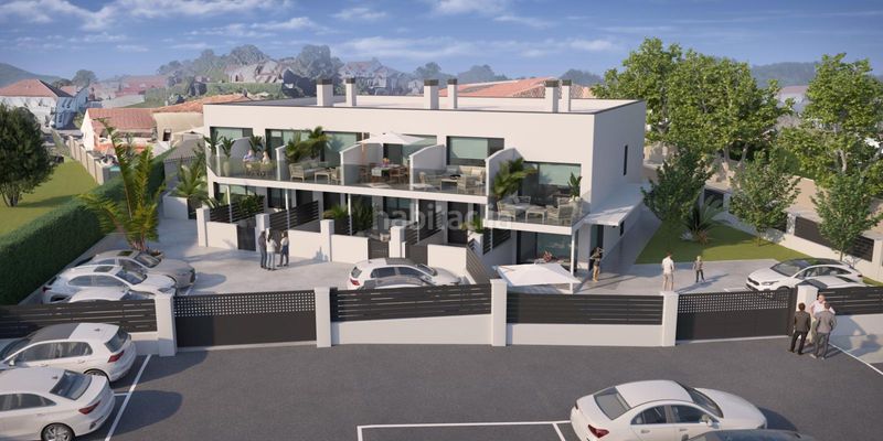 Foto 12e13e8e-8d79-4175-8a9e-dd70624145b5. Casa adossada 118m<sup>2</sup> a calle la central 1 a Cacicedo Camargo