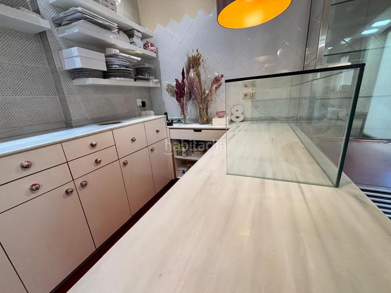 Foto 550098ad-475c-48a1-821e-2ce2e4d16c93. Traspaso local comercial en Centre Prat de Llobregat (El)