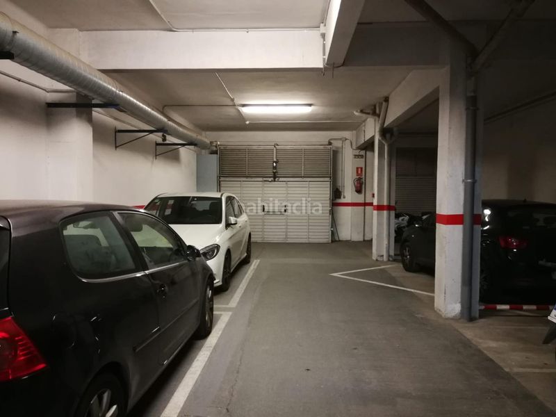 Foto 5101ce3e-94e2-4ce0-8d9d-945c5af28279. Parking coche en Estruch-Eixample Prat de Llobregat (El)