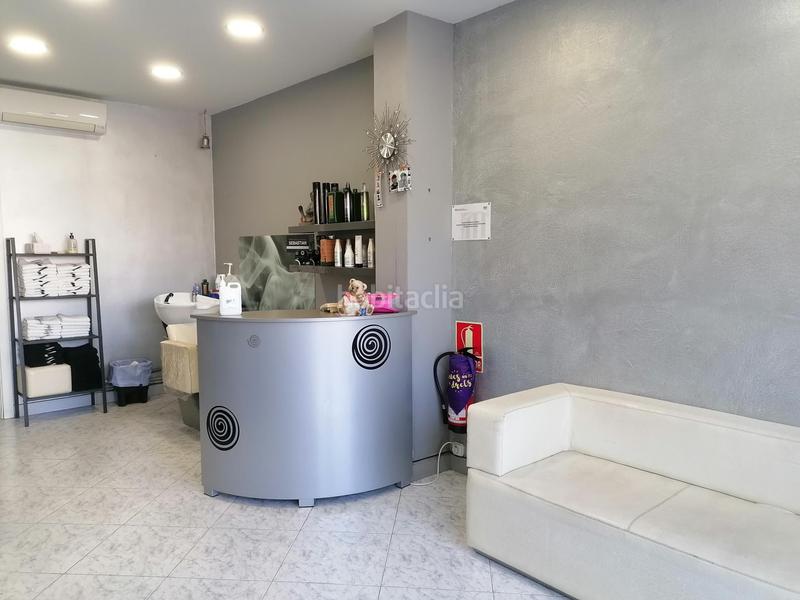 Foto a45e79bc-e053-4df0-9c3d-9667a6fb606e. Traspàs local comercial a Estruch-Eixample Prat de Llobregat (El)