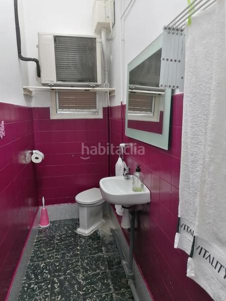 Foto 8ee89e2e-a9f8-4458-bbd9-691cbfc2e970. Traspaso local comercial en Estruch-Eixample Prat de Llobregat (El)