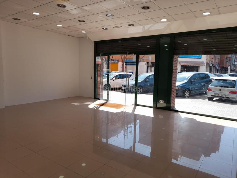 Foto 8ad2955c-2926-4180-8d55-2685b5db44e4. Lloguer local comercial a Sagnier-Plaça de Catalunya Prat de Llobregat (El)