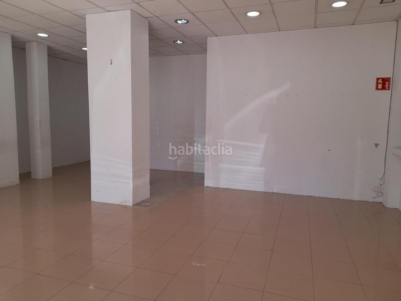 Foto beabc95e-7bc7-4b86-a486-b8083a773321. Lloguer local comercial a Sagnier-Plaça de Catalunya Prat de Llobregat (El)