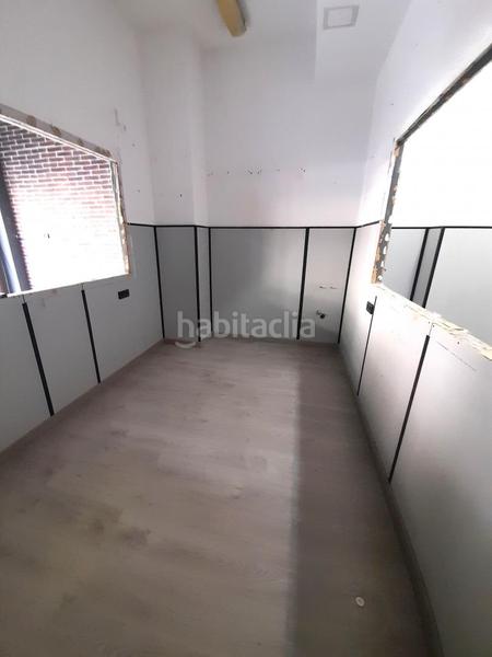 Foto f98d9f41-e4a6-4869-b5ec-958a68909e44. Location local commercial dans Sagnier-Plaça de Catalunya Prat de Llobregat (El)