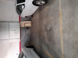 Parking coche en Sagnier-Pla�a de Catalunya