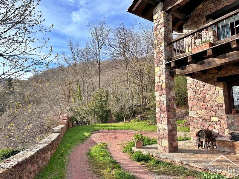 Foto 7d2c0f25-f565-41c1-b176-7161eb258c09. Bauernhof mit kamin parking in Camprodon