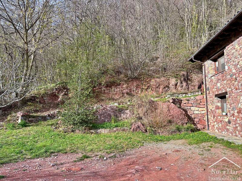 Foto 93e7c217-24bc-4898-81d3-dab7e6149601. Bauernhof mit kamin parking in Camprodon