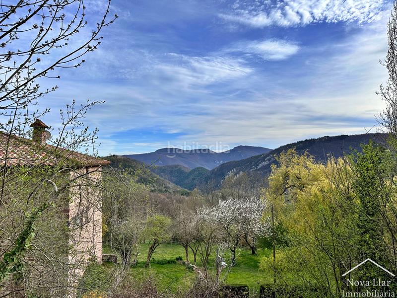 Foto f3dda9ad-c55c-46e8-ae33-03a98afd44a2. Bauernhof mit kamin parking in Camprodon