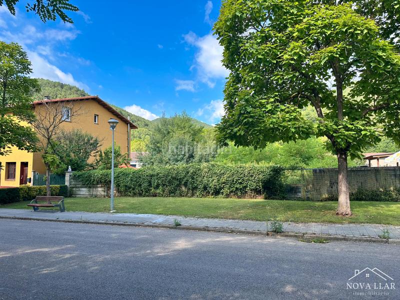 Foto 40be1634-5ddf-4089-bf6c-17cab16f3781. Terrain résidentiel dans camí de la creu 61 dans Campdevànol