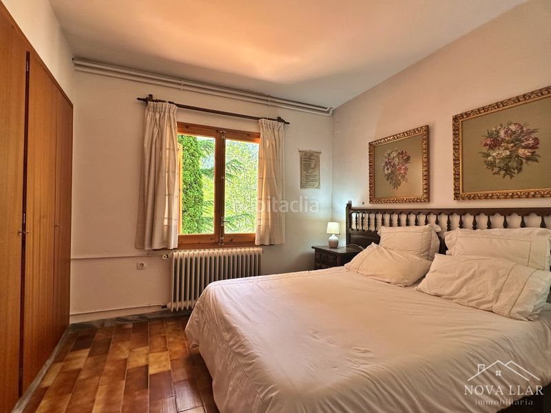 Foto a5d061eb-9ac5-4e07-a3d0-ef1e0a9b59c1. Xalet amb xemeneia calefacció aparcament a Planoles