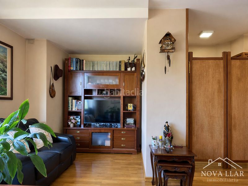 Foto 7ee2baef-527f-4f39-abbe-f8e14ca068d8. Duplex avec chauffage dans Ripoll
