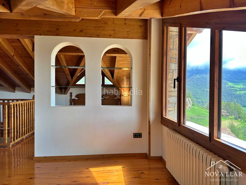 Foto c7263aab-e229-4c3d-9896-157ed5faa7ec. Casa aparellada amb xemeneia calefacció aparcament a Vilallonga de Ter