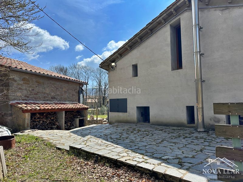 Foto 11a3d4eb-2175-4d9f-8f54-4c4869dfd967. Casale con camino riscaldamento parcheggio in Llosses (Les)