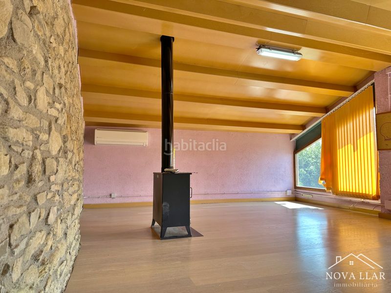 Foto 4059cfa1-2910-4158-88c5-ff51313d84c2. Casale con camino riscaldamento parcheggio in Llosses (Les)