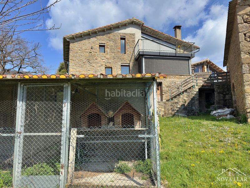 Foto 55613532-f1d5-4141-943b-0273f4a970d9. Casale con camino riscaldamento parcheggio in Llosses (Les)