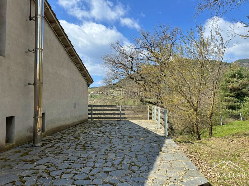 Foto 85063743-c50d-47f5-af08-9c30fee5449a. Casale con camino riscaldamento parcheggio in Llosses (Les)