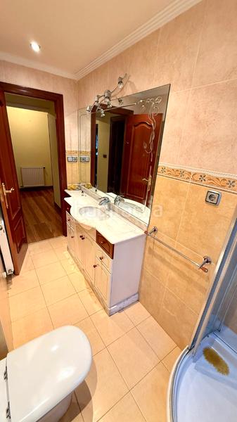 Foto f82a2cba-c73a-4f35-9023-6854b9e58a38. Etagenwohnung mit heizung in Cruces Barakaldo