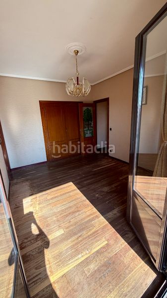 Foto b0b2e829-7147-4177-93c6-13c2994694d9. Pis a Cruces Barakaldo